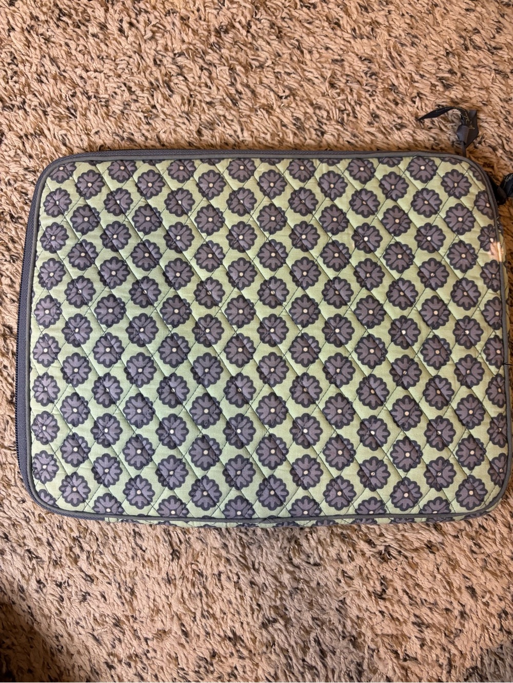 Vera Bradley Baroque Laptop Sleeve Case 15” Quilted Green Floral